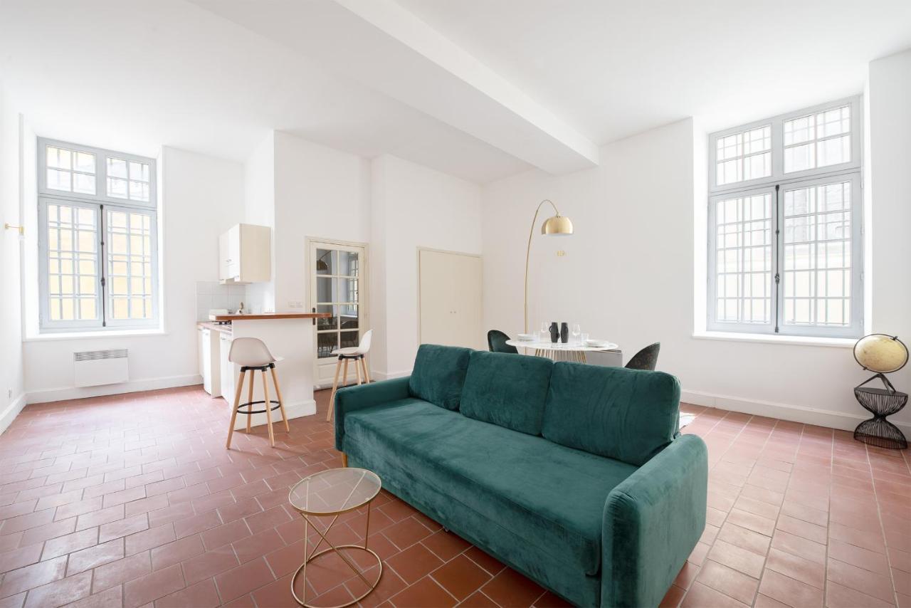 Superbe Appartement Avec Cour Dans La Bastide Carcassonne Exterior photo