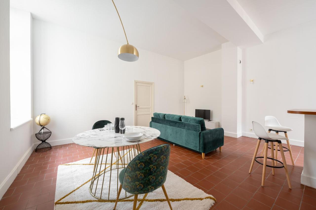 Superbe Appartement Avec Cour Dans La Bastide Carcassonne Exterior photo